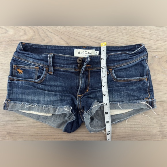 Abercrombie & Fitch Girls 👧 Blue Denim Shorts 🤎 - Picture 3 of 7